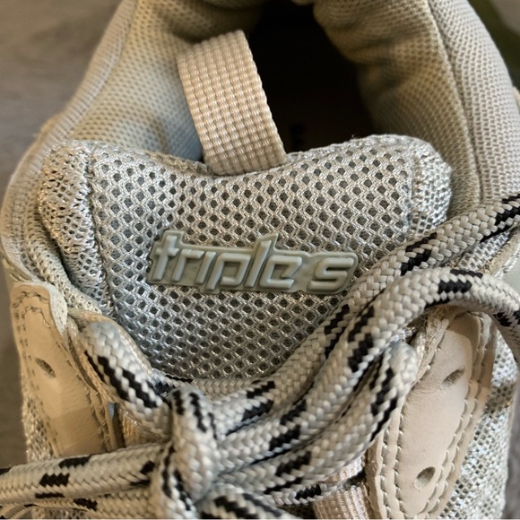 BALENCIAGA sneakers - Picture 8 of 11